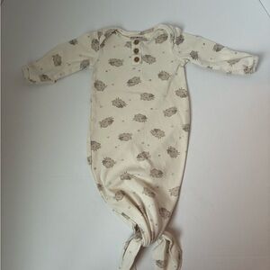 Baby RABBIT & BEAR Sleep Gown 0-3 months.